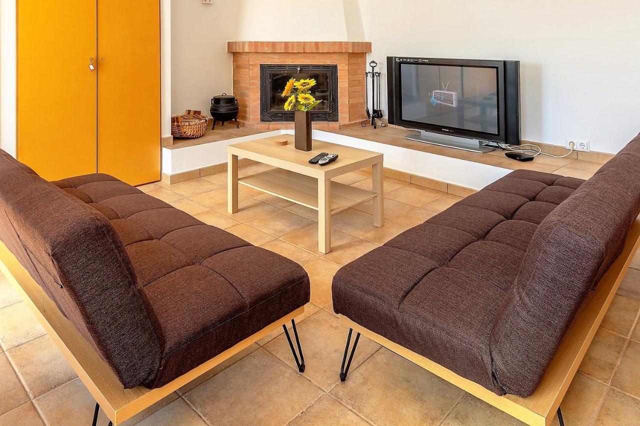 Casa Dos Ninos Bed & Breakfast Sao Bartolomeu de Messines Ngoại thất bức ảnh