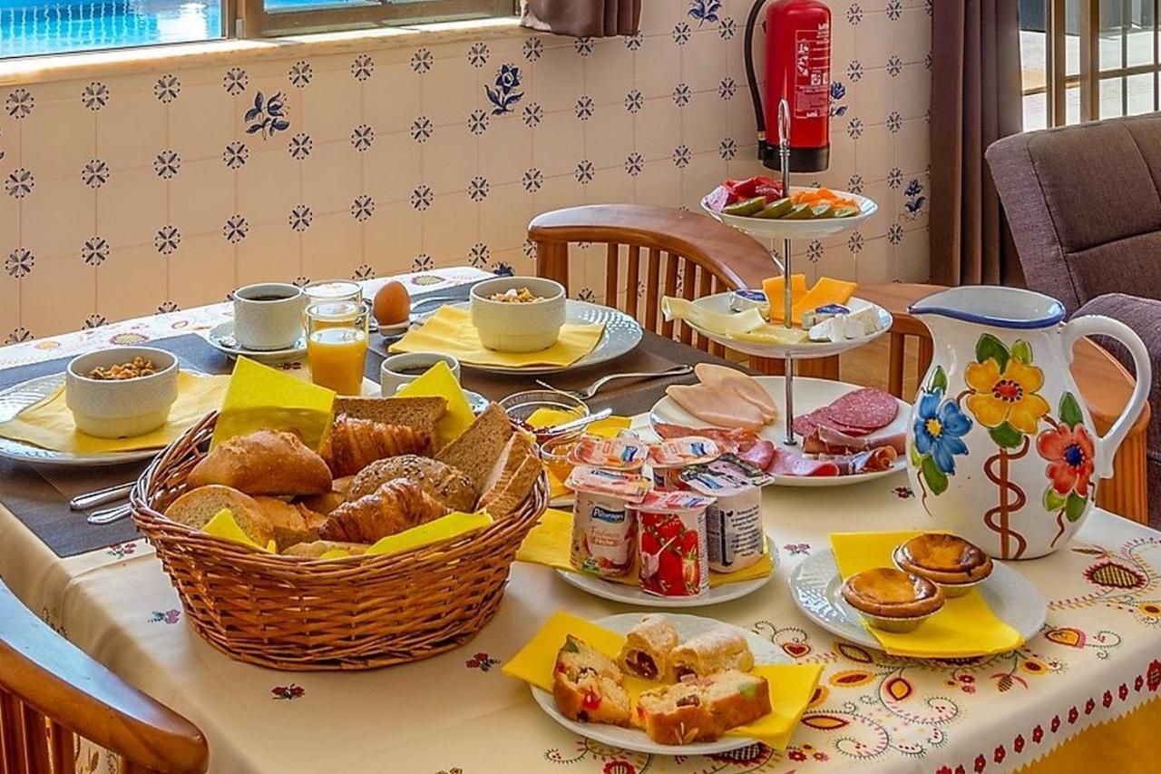 Casa Dos Ninos Bed & Breakfast Sao Bartolomeu de Messines Ngoại thất bức ảnh