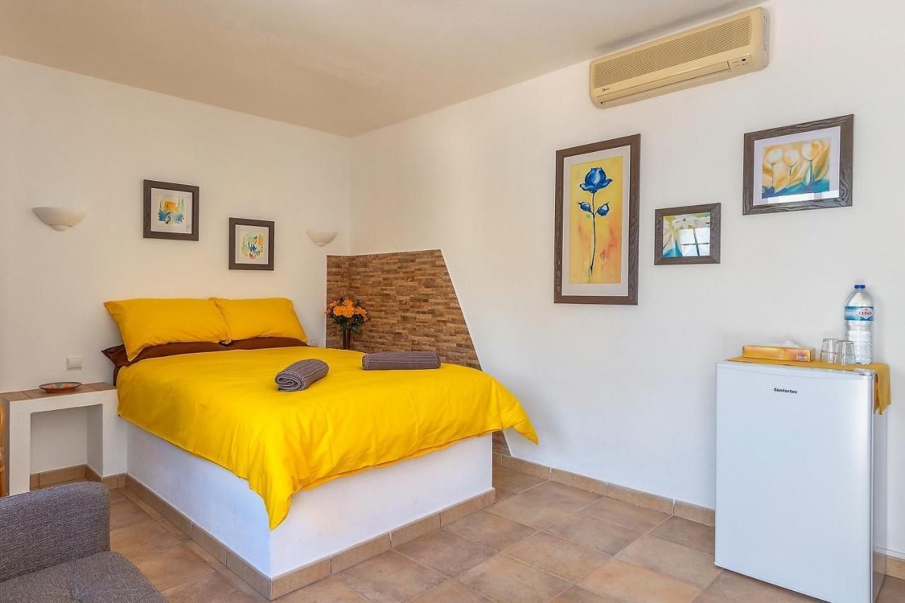 Casa Dos Ninos Bed & Breakfast Sao Bartolomeu de Messines Ngoại thất bức ảnh