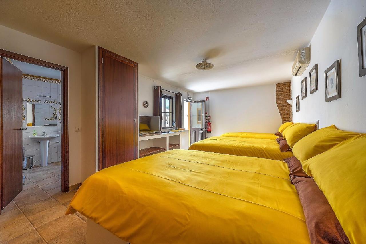 Casa Dos Ninos Bed & Breakfast Sao Bartolomeu de Messines Ngoại thất bức ảnh