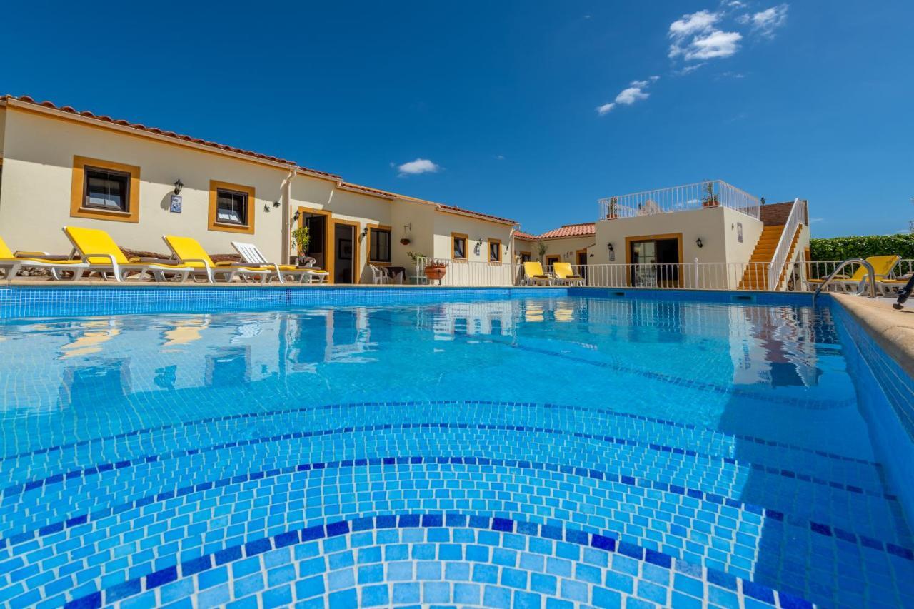 Casa Dos Ninos Bed & Breakfast Sao Bartolomeu de Messines Ngoại thất bức ảnh