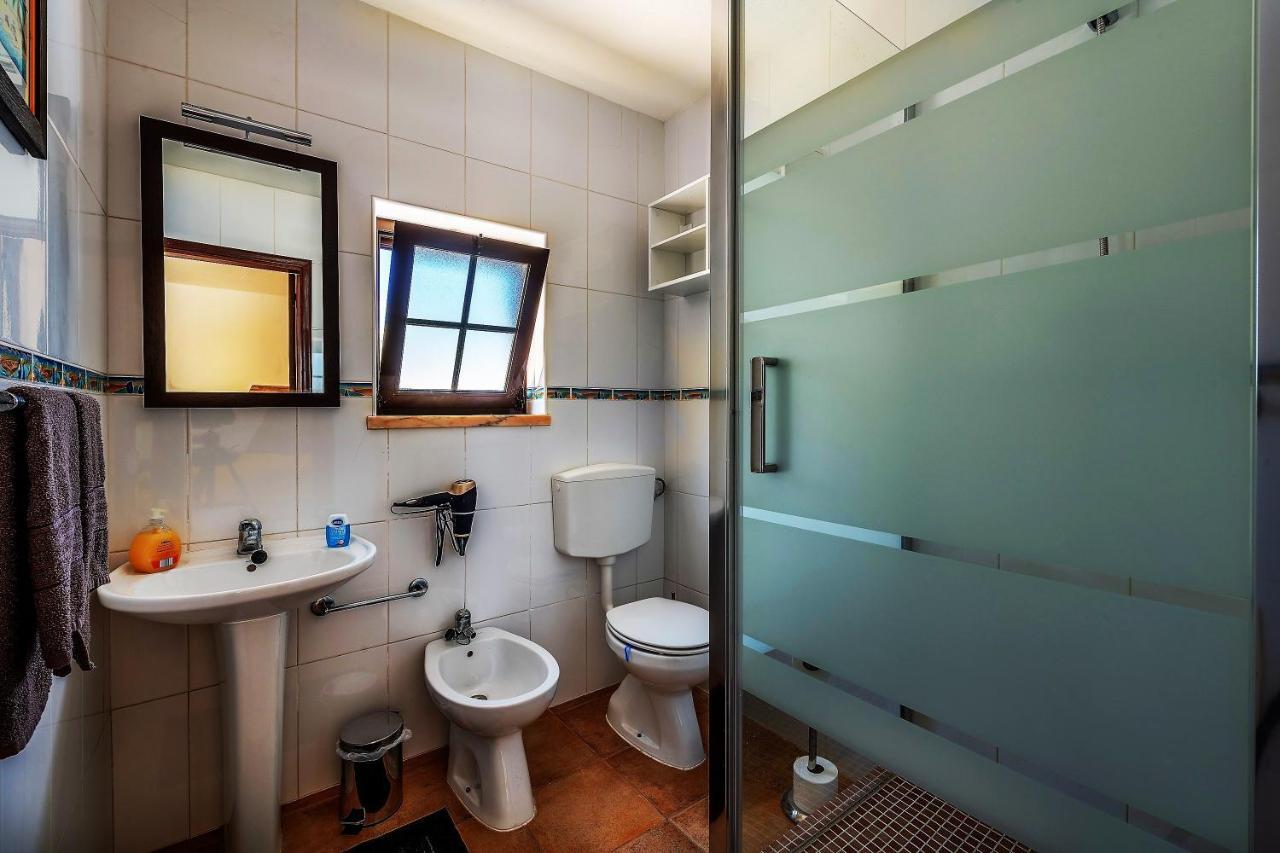 Casa Dos Ninos Bed & Breakfast Sao Bartolomeu de Messines Ngoại thất bức ảnh