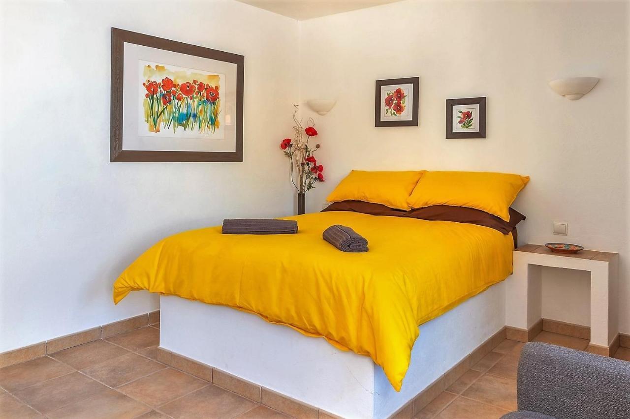 Casa Dos Ninos Bed & Breakfast Sao Bartolomeu de Messines Ngoại thất bức ảnh