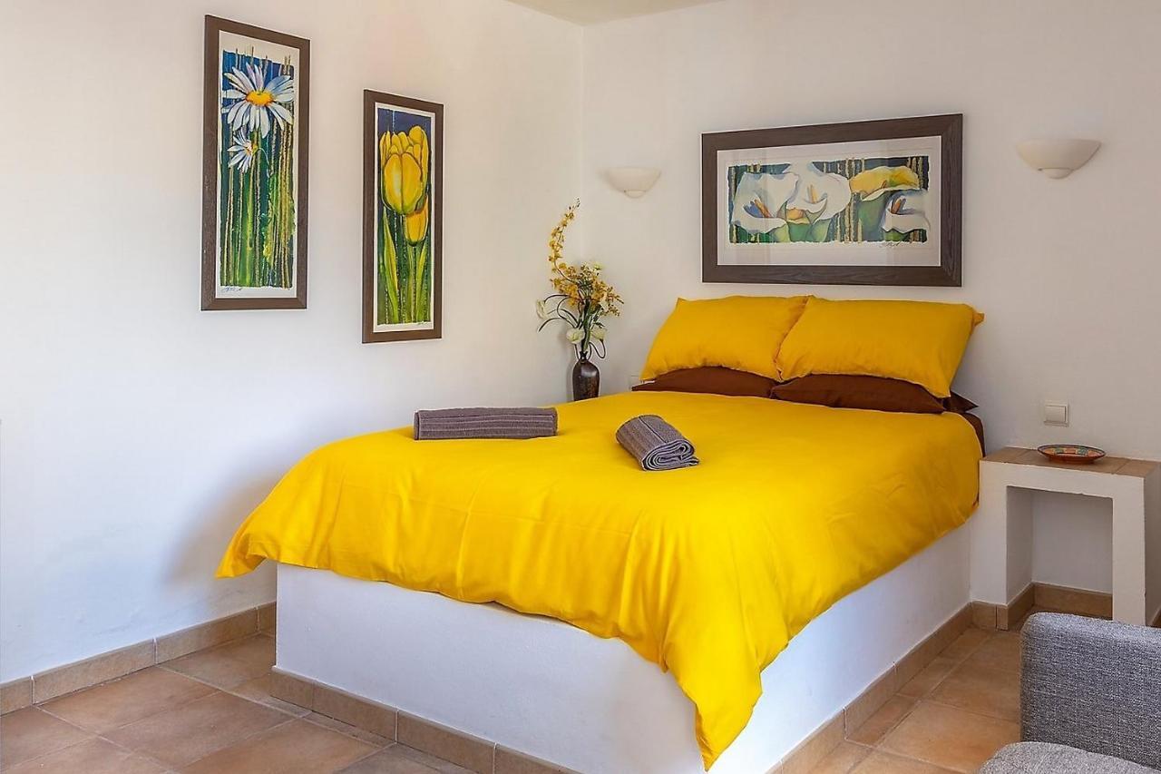 Casa Dos Ninos Bed & Breakfast Sao Bartolomeu de Messines Ngoại thất bức ảnh